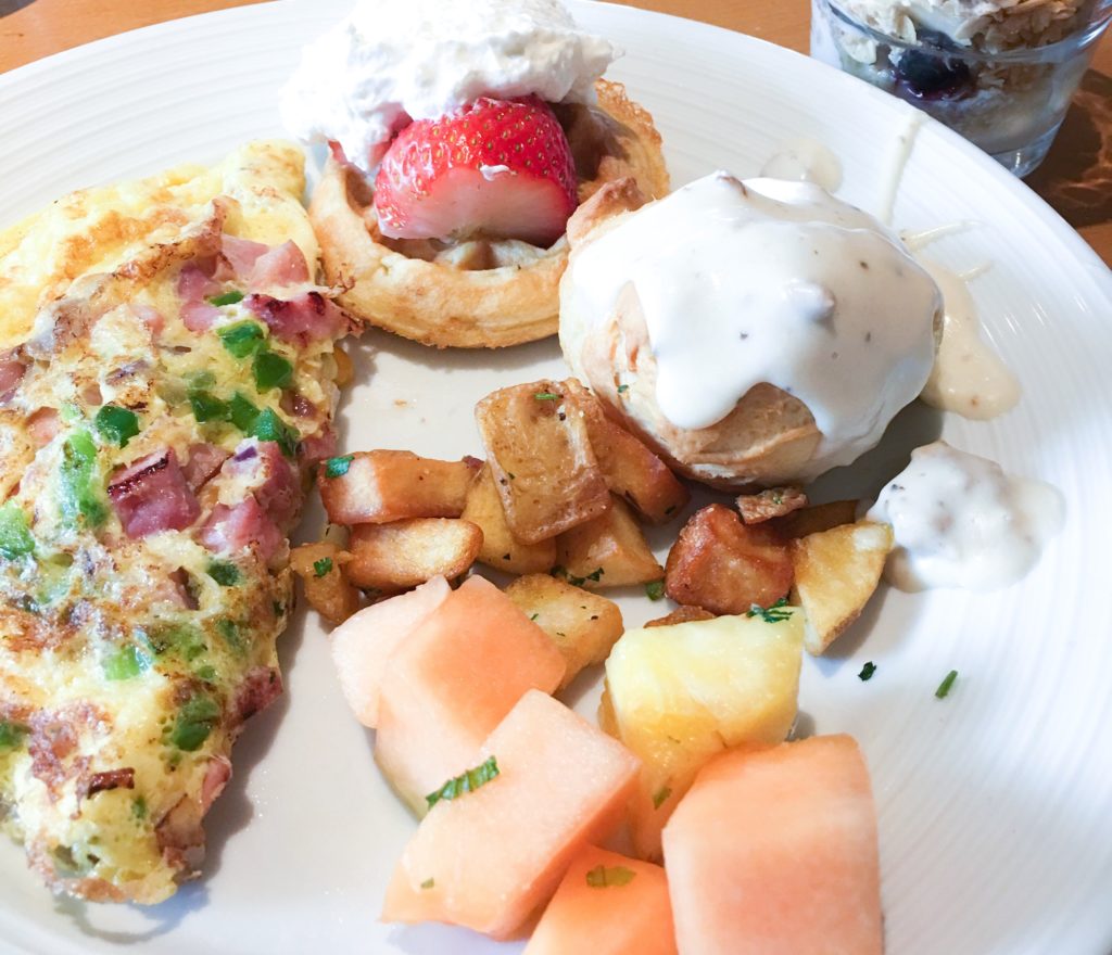 Mother's Day Brunch in Kansas City [Pinstripes Sunday Brunch Review