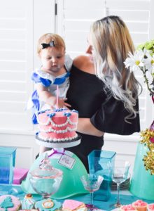 Alice in ONEderland Birthday Party - Alice in ONEderland First Birthday Party - Alice in Wonderland Birthday Party - Alice in Wonderland First Birthday Party - Inspiration, Decor, Ideas, Inspo, Decorations, Smash Cake, Cookies, Dessert Table, Desserts, Quotes, Photos, and more for your Alice in ONEderland themed First Birthday Party, one of the cutest first birthday party themes for girls I've ever seen! #AliceinWonderland #AliceinONEderland #BirthdayParty #FirstBirthday #PartyIdeas