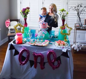 Alice in ONEderland Birthday Party - Alice in ONEderland First Birthday Party - Alice in Wonderland Birthday Party - Alice in Wonderland First Birthday Party - Inspiration, Decor, Ideas, Inspo, Decorations, Smash Cake, Cookies, Dessert Table, Desserts, Quotes, Photos, and more for your Alice in ONEderland themed First Birthday Party, one of the cutest first birthday party themes for girls I've ever seen! #AliceinWonderland #AliceinONEderland #BirthdayParty #FirstBirthday #PartyIdeas