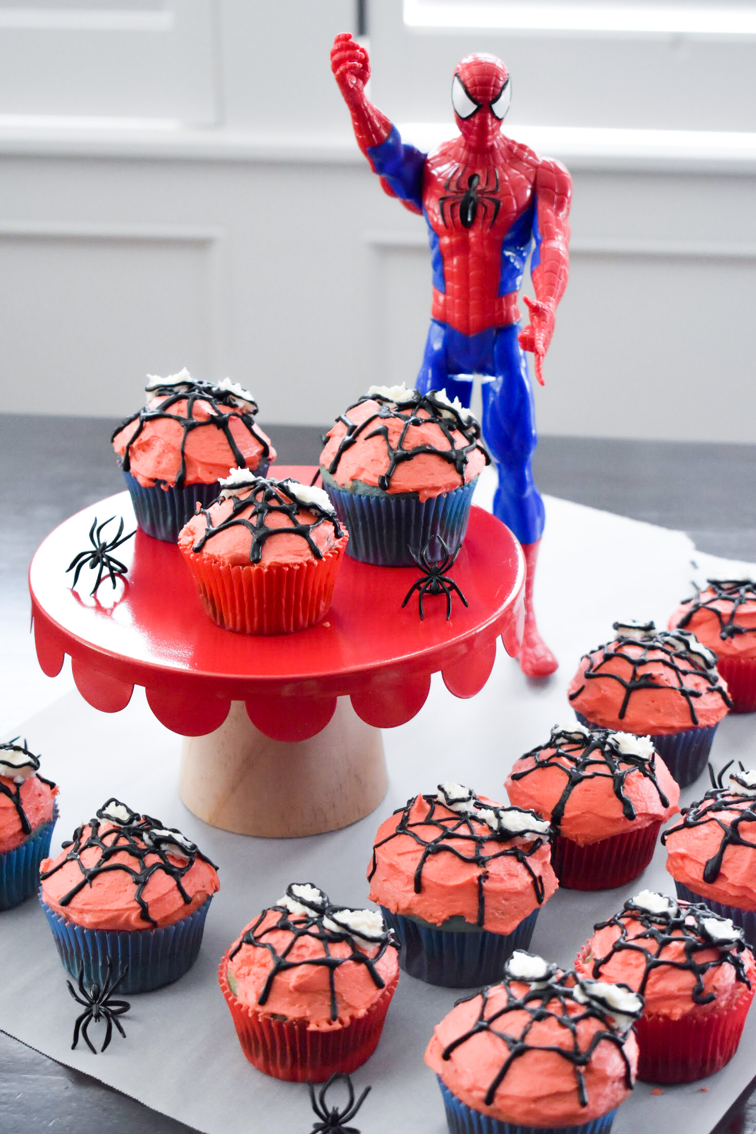 Spider-Man Birthday Party Dessert Table and Decor  Spiderman birthday  party decorations, Spiderman birthday party, Spiderman theme party