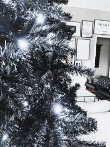 Black Christmas Tree - Modern Christmas Decor: A black Christmas tree is sophisticated, stylish, and unexpected. See how to decorate a black Christmas tree for modern Christmas decor! (Sponsored by Wayfair). #modernhome #christmasdecor #christmastree